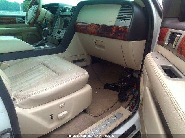2003 LINCOLN NAVIGATOR LUXURY/PREMIUM/ULTIMATE VIN: 5LMFU28R03LJ25542