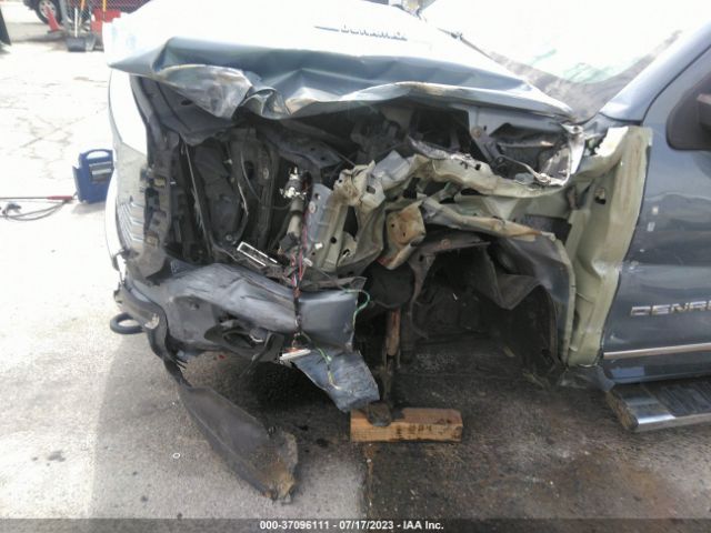 1GT12UE85GF183990 GMC Sierra 2500hd Denali