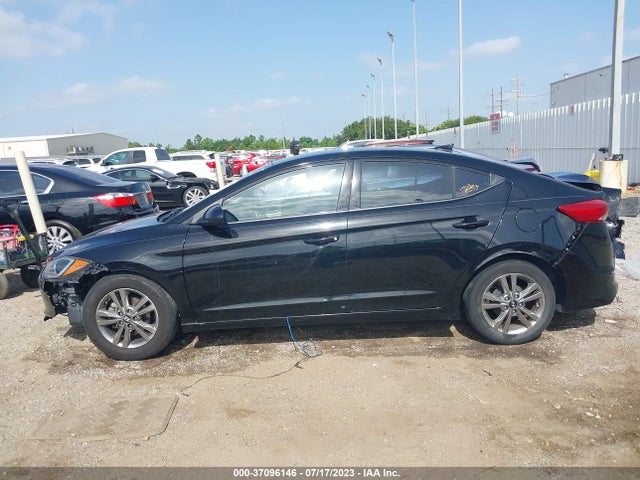 2017 HYUNDAI ELANTRA SE VIN: 5NPD84LF7HH108034