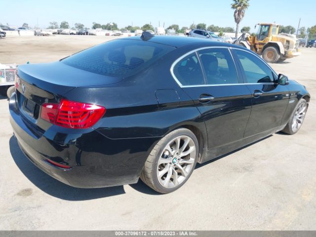 WBA5A5C53FD517265 BMW 5 Series 528i