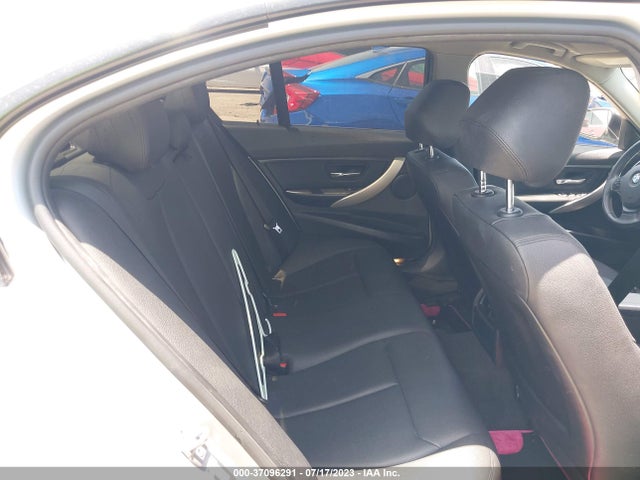 BMW 3 Series 320i 2014 WBA3B1G54ENS81158 Image 8