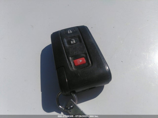 2004 TOYOTA PRIUS VIN: JTDKB20U040072016