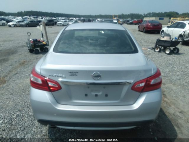 1N4AL3AP5HN343514 Nissan Altima 2.5 S