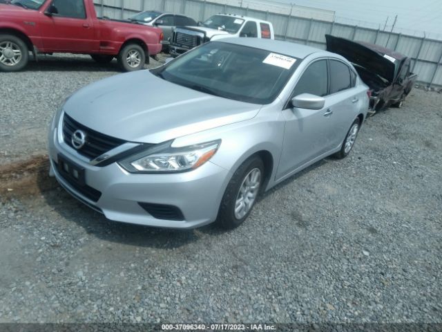 1N4AL3AP5HN343514 Nissan Altima 2.5 S