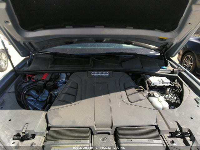 WA1VAAF75JD043475 Audi Q7 Prestige