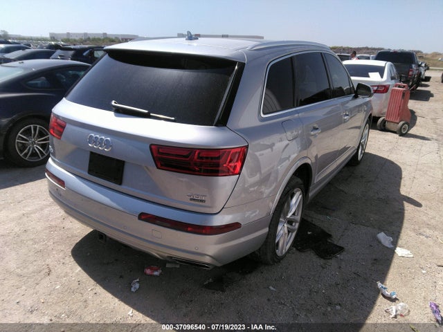WA1VAAF75JD043475 Audi Q7 Prestige