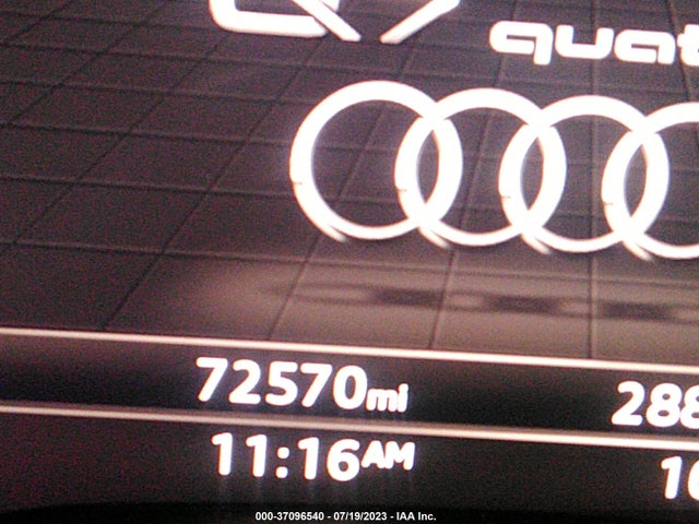 WA1VAAF75JD043475 Audi Q7 Prestige