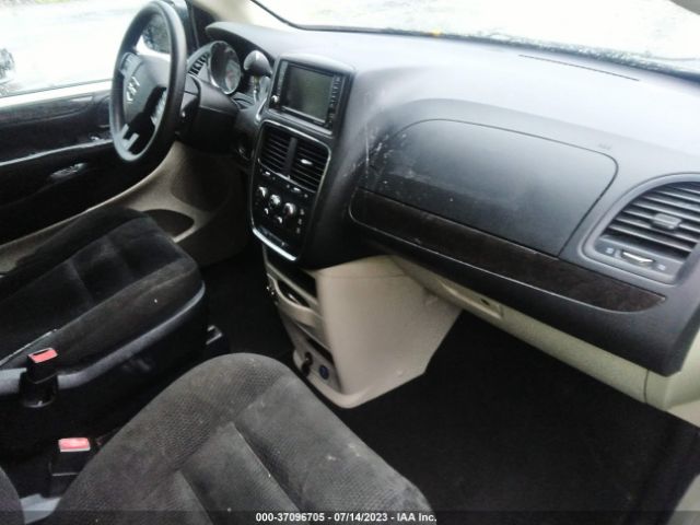 2C4RDGBG4KR805281 Dodge Grand Caravan Se