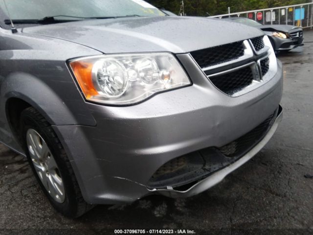 2C4RDGBG4KR805281 Dodge Grand Caravan Se