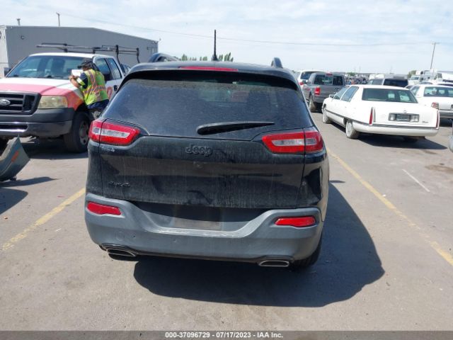 1C4PJMCS1GW187160 Jeep Cherokee Altitude
