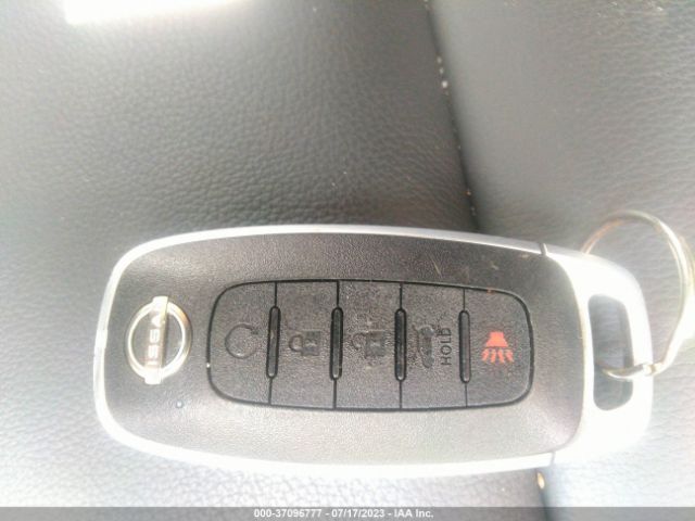 5N1BT3CAXPC738270 Nissan Rogue Sl