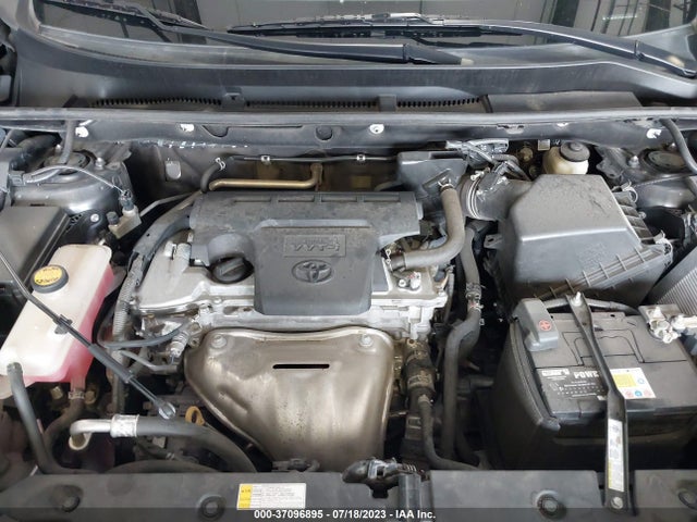 2016 TOYOTA RAV4 XLE VIN: 2T3WFREV5GW252950
