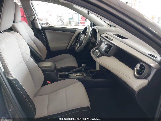 2016 TOYOTA RAV4 XLE VIN: 2T3WFREV5GW252950