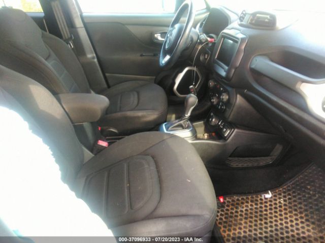ZACCJBBB9JPJ16245 Jeep Renegade Latitude