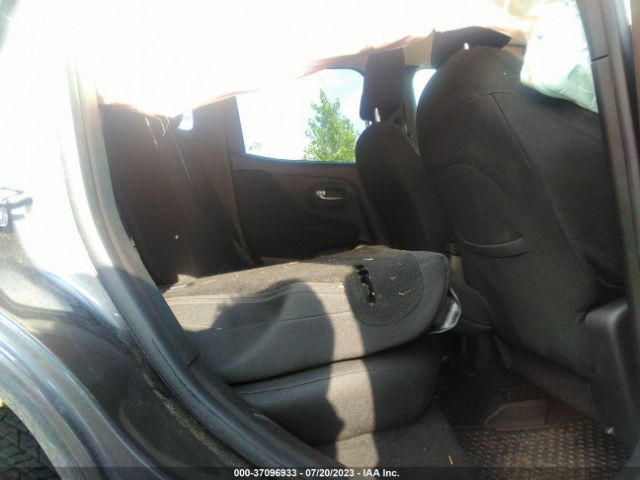 ZACCJBBB9JPJ16245 Jeep Renegade Latitude