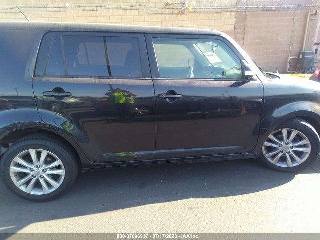 Scion XB 2014 JTLZE4FE5EJ059344 Image 13