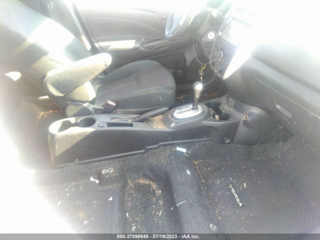 3N1CN7AP0KL833499 Nissan Versa Sedan Sv