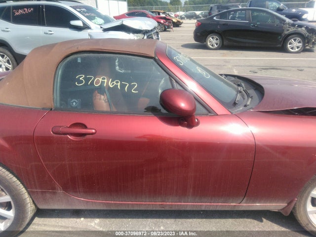 2007 MAZDA MX-5 MIATA GRAND TOURING VIN: JM1NC25F370123923