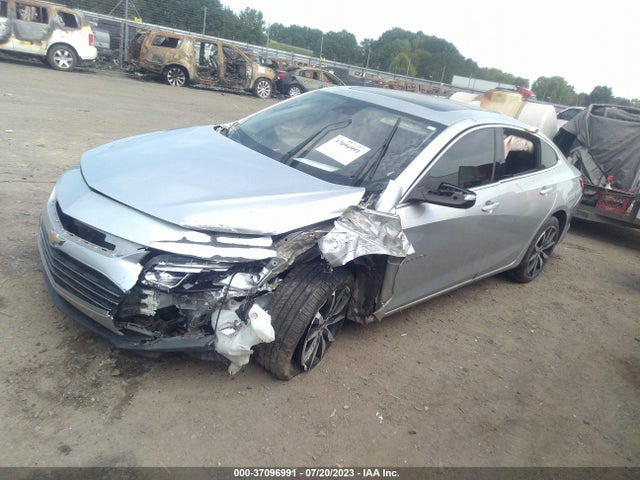Chevrolet MALIBU LT 2018 1G1ZD5ST9JF262980 Image 2