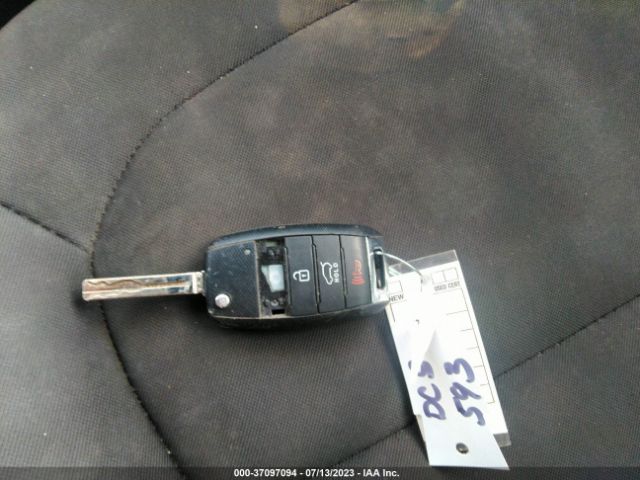 KNDJN2A25J7561224 KIA Soul Base