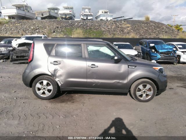 KNDJN2A25J7561224 KIA Soul Base