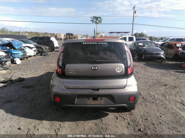KNDJN2A25J7561224 KIA Soul Base