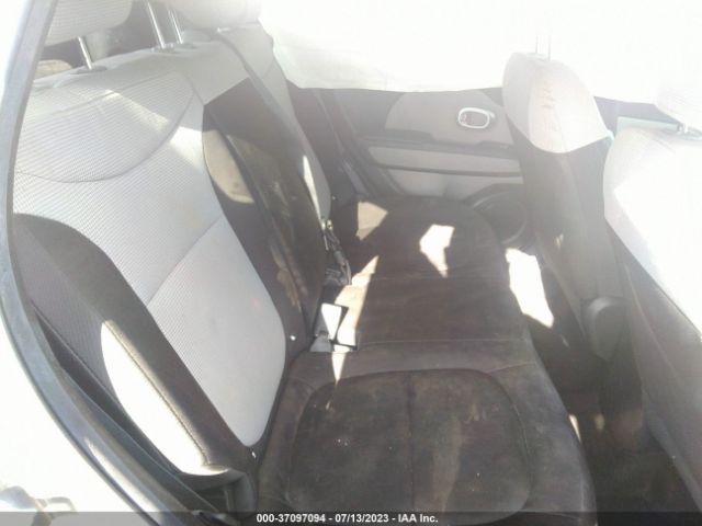 KNDJN2A25J7561224 KIA Soul Base