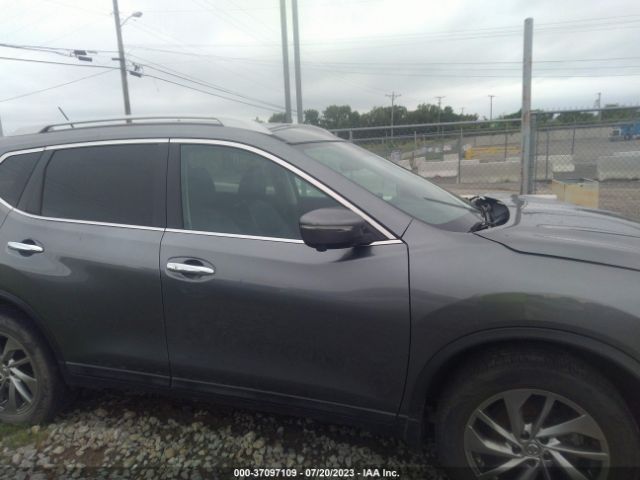 5N1AT2MT6FC864985 Nissan Rogue Sl