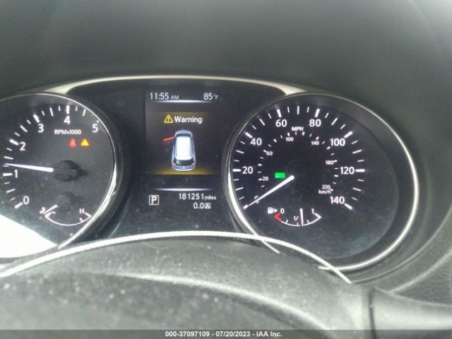 5N1AT2MT6FC864985 Nissan Rogue Sl