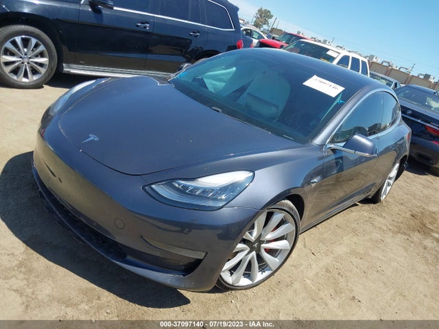 Tesla Model 3 Long Range 2018 5YJ3E1EB5JF079263 Image 2