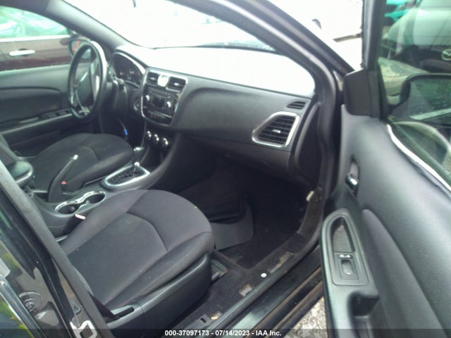 1C3CCBBB4EN171833 Chrysler 200 Touring