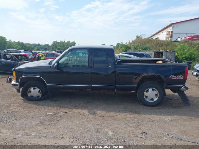 1998 CHEVROLET C/K 1500 VIN: 2GCEK19M7W1120676