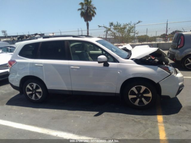 JF2SJARC8JH428797 Subaru Forester Limited