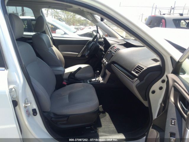 JF2SJARC8JH428797 Subaru Forester Limited