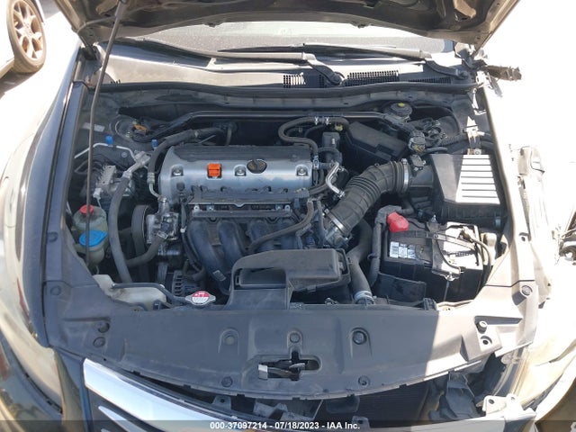 2011 HONDA ACCORD SDN EX VIN: 1HGCP2F77BA155815