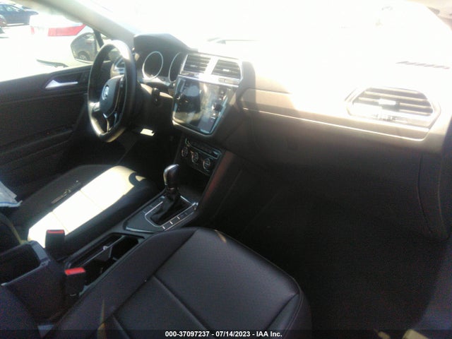 3VV3B7AX2KM190753 Volkswagen Tiguan Se/sel/sel R-line