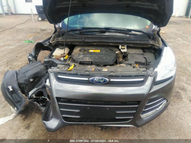 1FMCU9GX1GUB32871 Ford ESCAPE SE