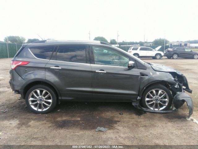 1FMCU9GX1GUB32871 Ford ESCAPE SE