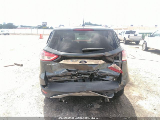 1FMCU9GX1GUB32871 Ford ESCAPE SE