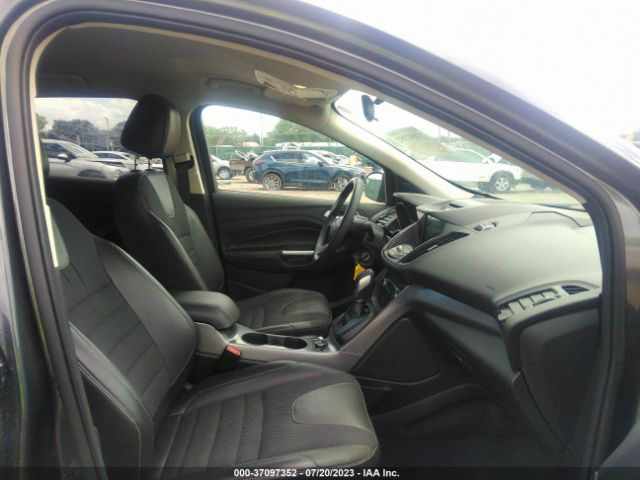 1FMCU9GX1GUB32871 Ford ESCAPE SE