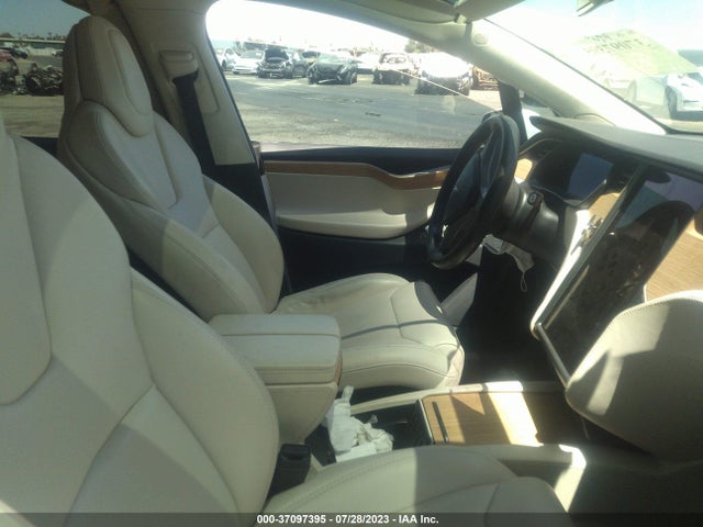 5YJXCBE28JF100183 Tesla Model X 75d/100d/p100d