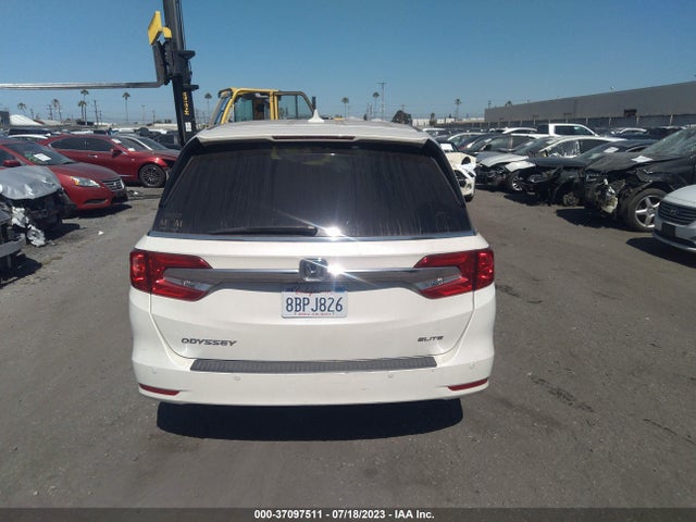 Honda Odyssey Elite 2018 5FNRL6H92JB065424 Image 17