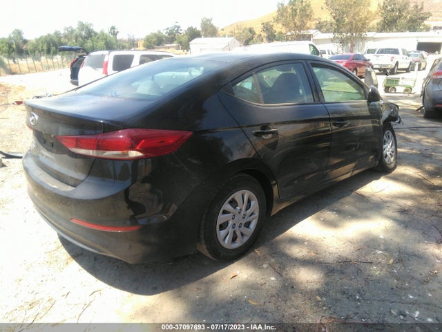 Hyundai ELANTRA SE 2018 5NPD74LF0JH279880 Image 11