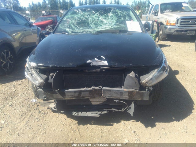 Hyundai ELANTRA GT 2018 KMHH35LEXJU040672 Image 12