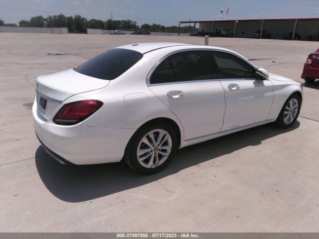 55SWF8DB3KU300699 Mercedes-Benz C-class C 300