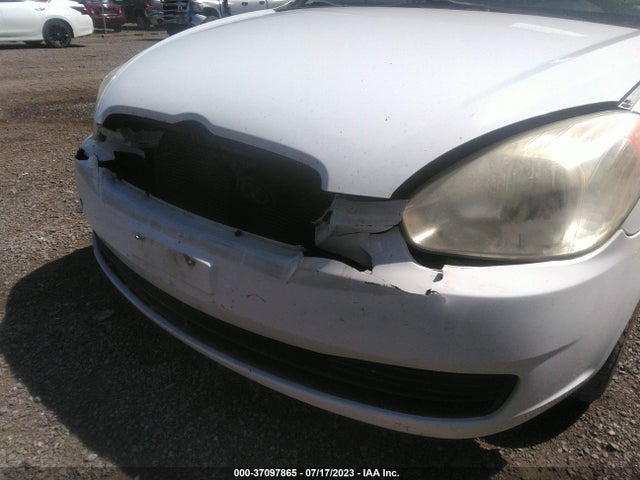 2009 HYUNDAI ACCENT AUTO GLS VIN: KMHCN46C09U373516