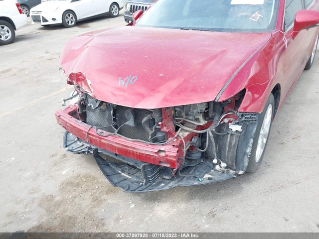 JTHBW1GGXF2098594 Lexus Es 300h Hybrid