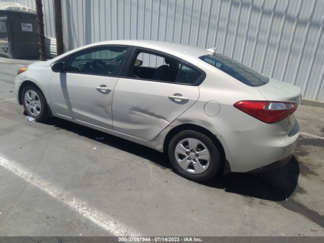 KNAFK4A69F5259044 KIA FORTE LX