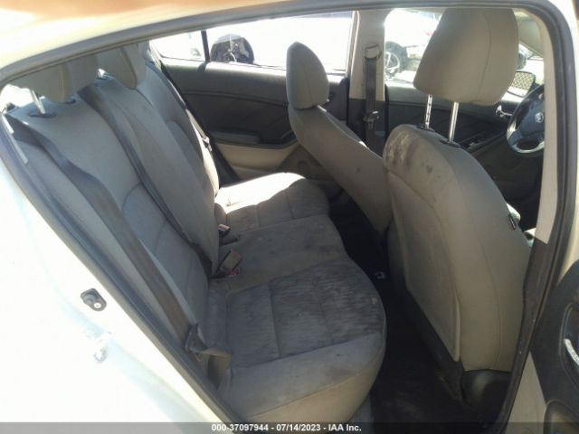 KNAFK4A69F5259044 KIA FORTE LX