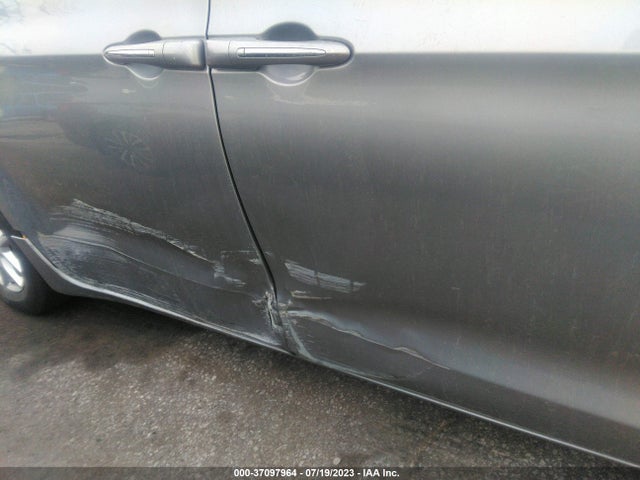 2C4RC1BGXMR552860 Chrysler Pacifica Touring L